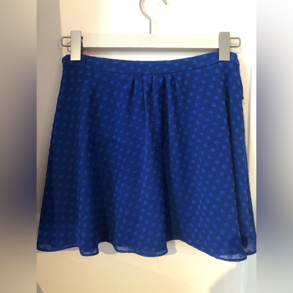 Polka dot texture skirt - Picture 2 of 3